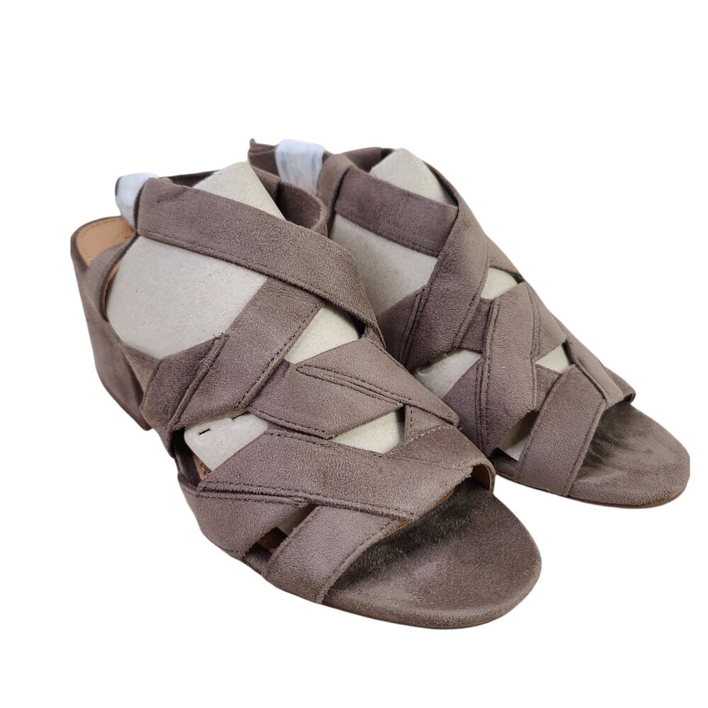 NEW Comfortview Felipa Taupe Strappy Sandals 7.5 Comfort Walking Faux Suede